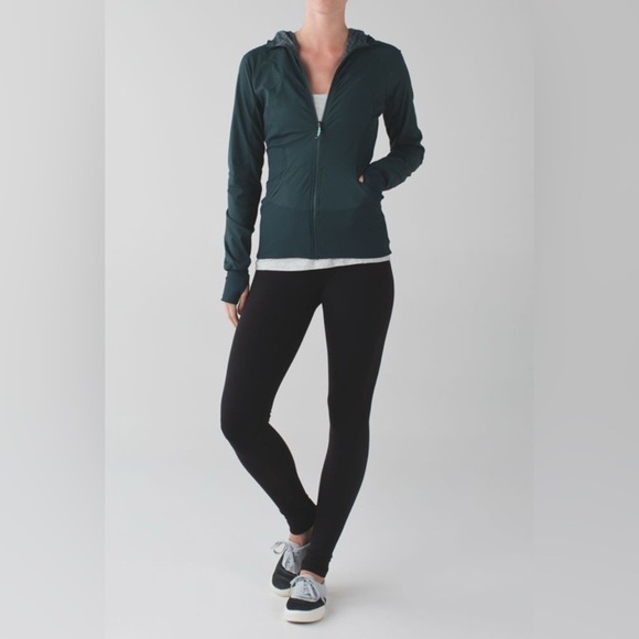 Lululemon In Flux Reversible Jacket- Dark Fuel/ Size 6 - Picture 2 of 13